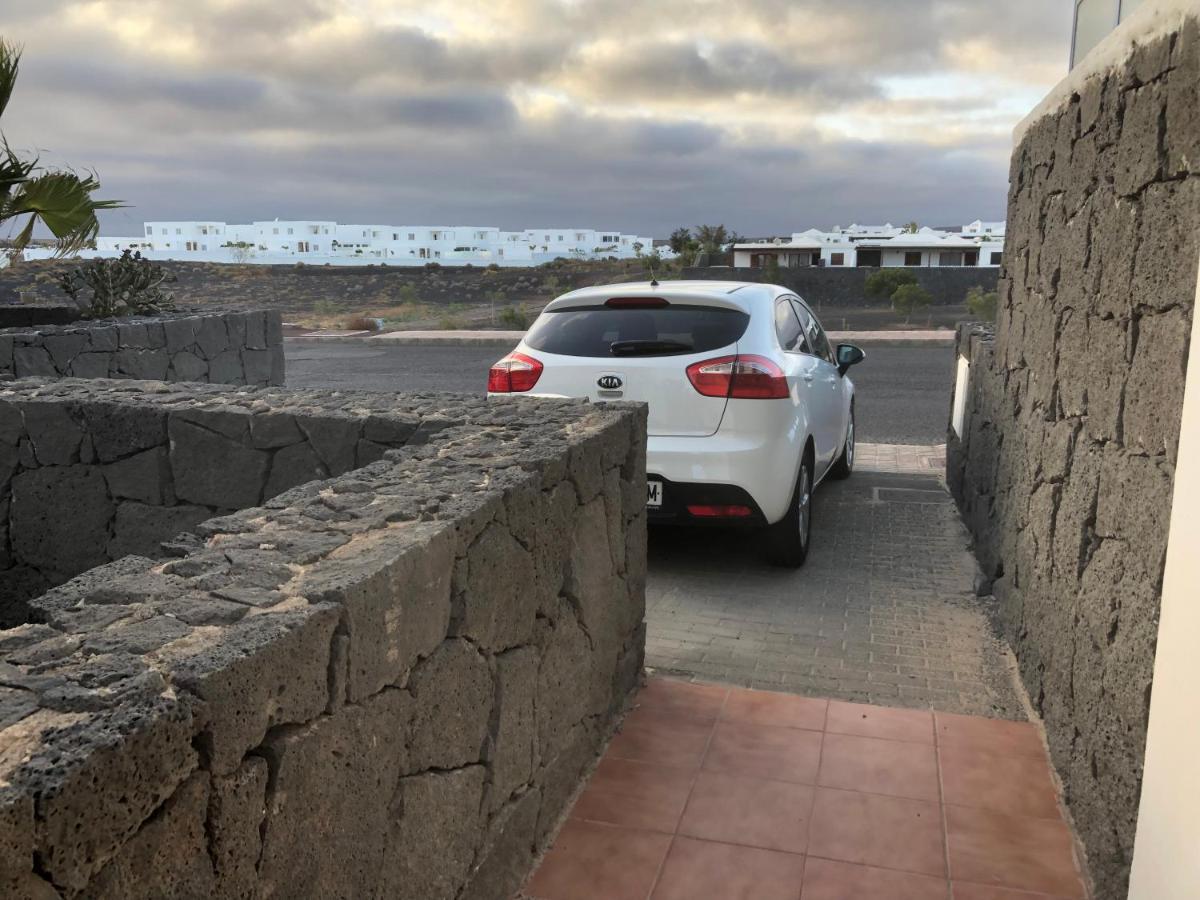 Villa Dompi Con Vistas Al Mar Y A Fuerteventura Playa Blanca  Exterior photo