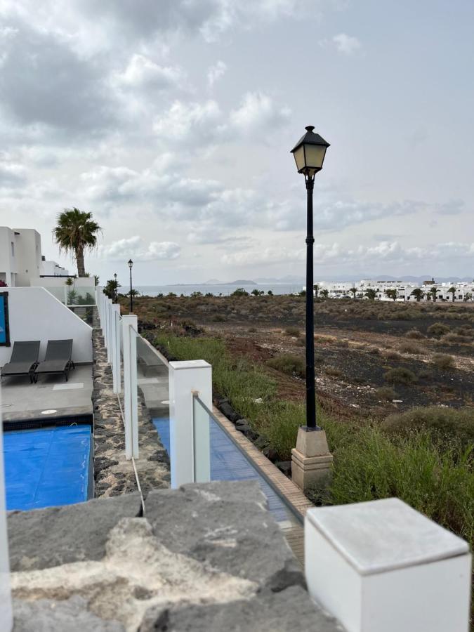 Villa Dompi Con Vistas Al Mar Y A Fuerteventura Playa Blanca  Exterior photo