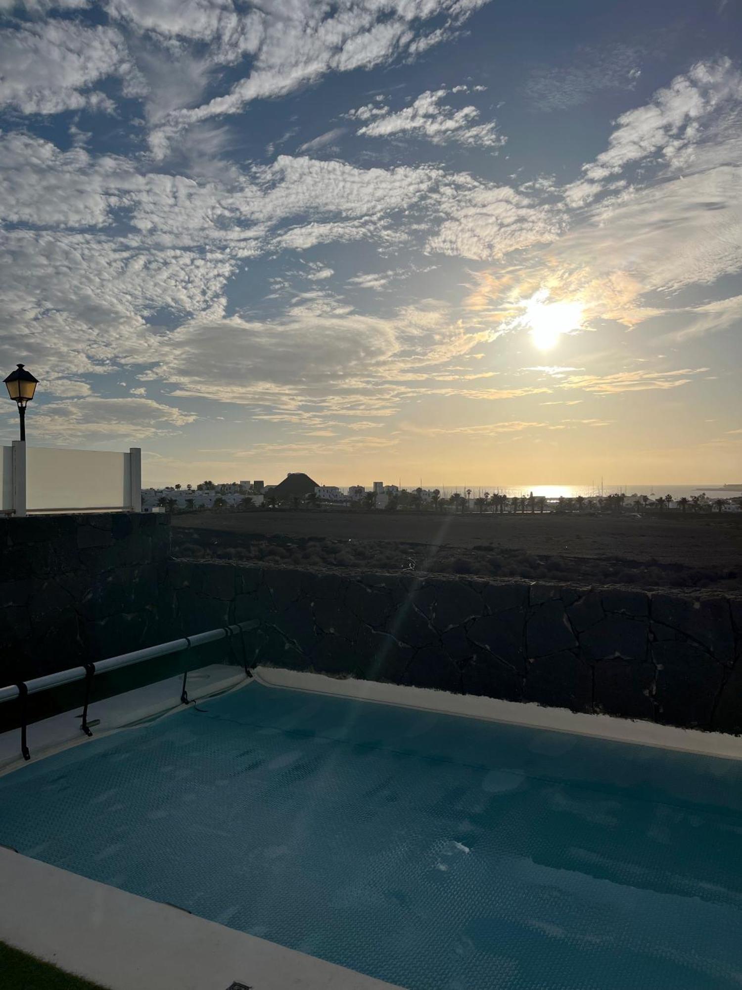 Villa Dompi Con Vistas Al Mar Y A Fuerteventura Playa Blanca  Exterior photo